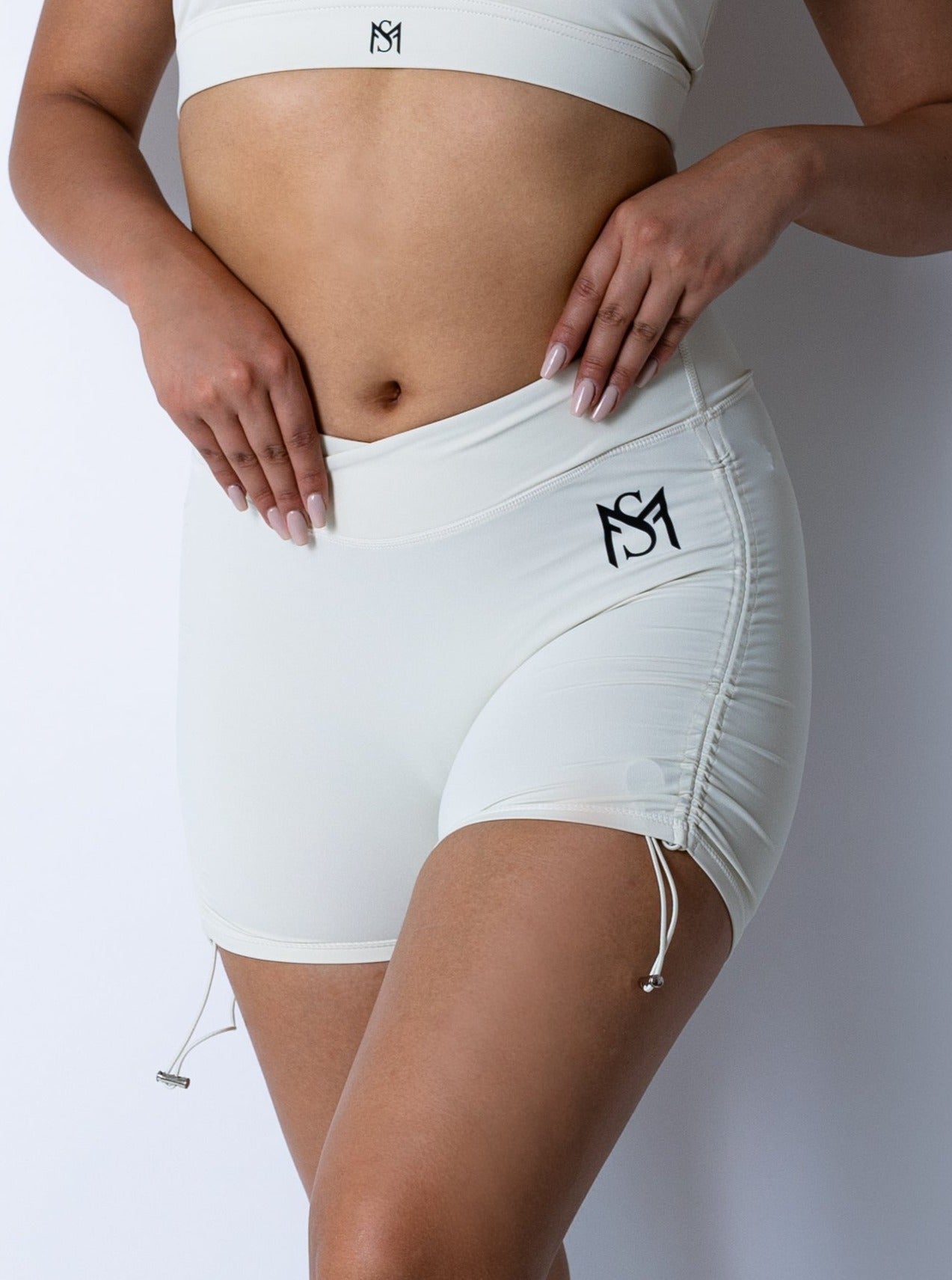 Wrap Shorts White Sportmonkey