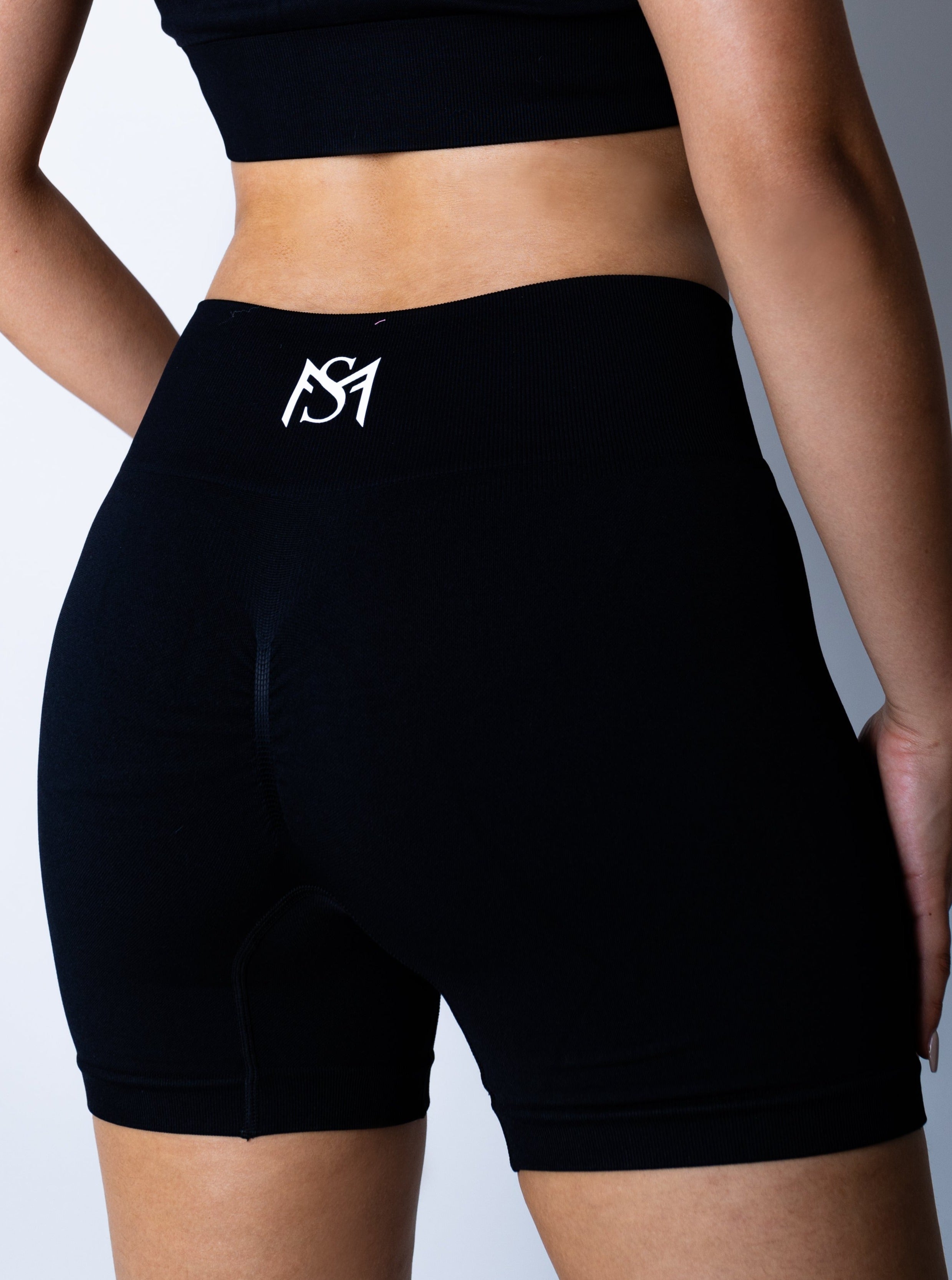 Classy Black Short Sportmonkey