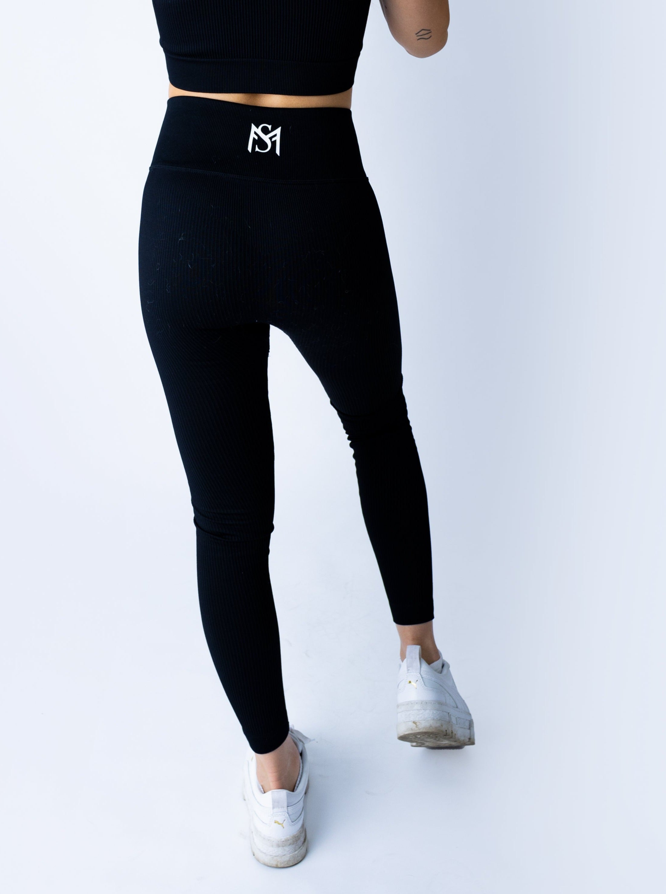 Lace Collection Black Legging Sportmonkey