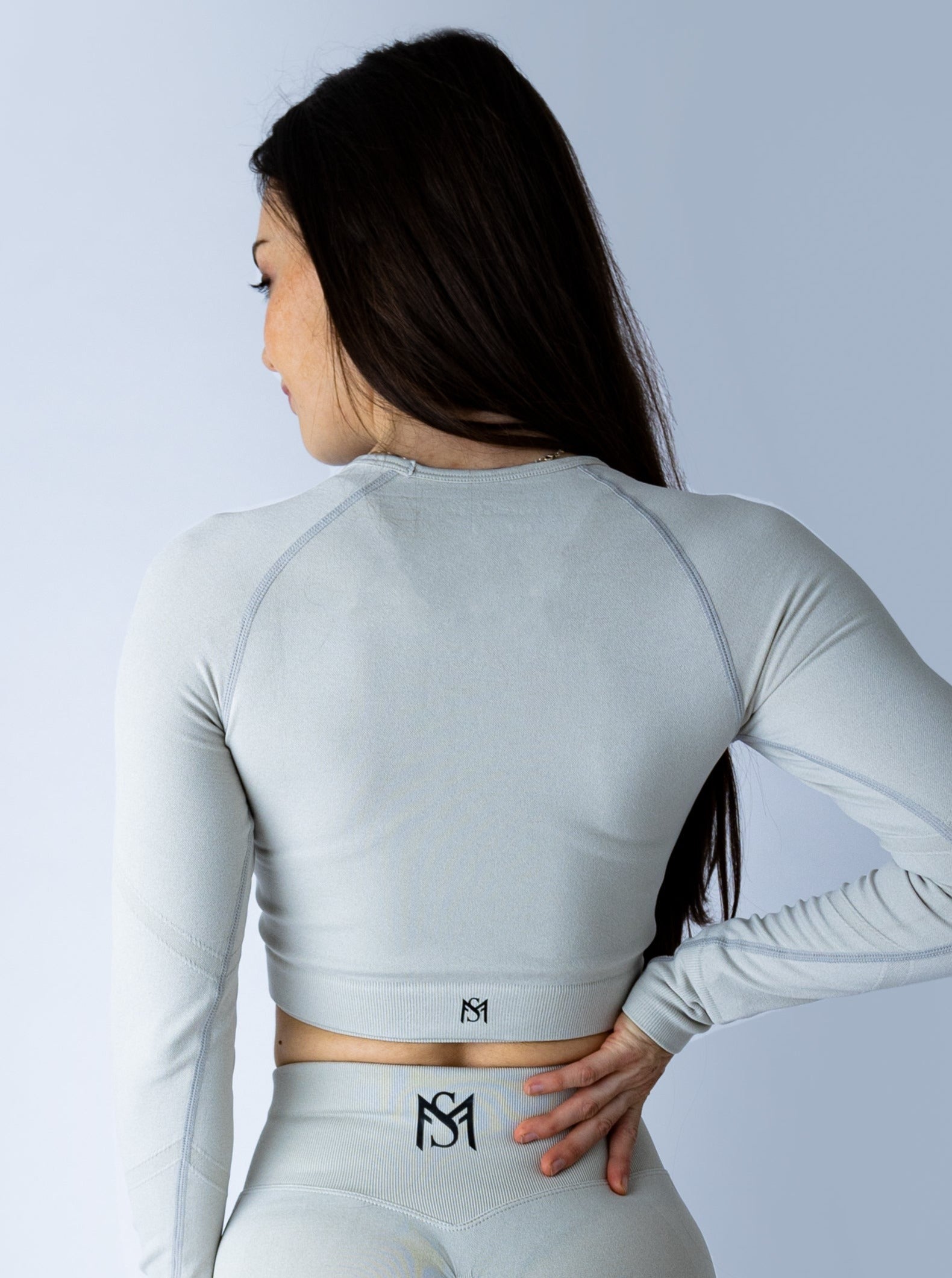 Push Up Collection White Long Sleeve Sportmonkey