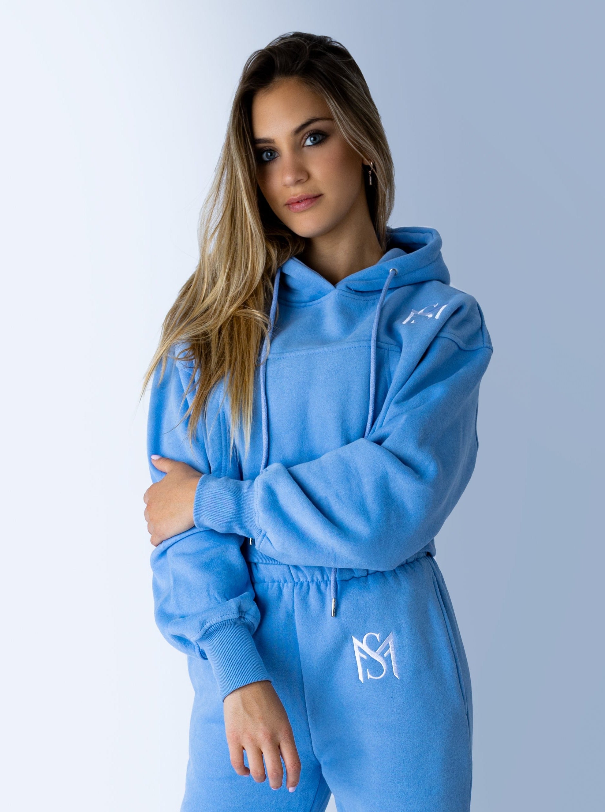 Comfort Blue Crop Top Hoodie Sportmonkey
