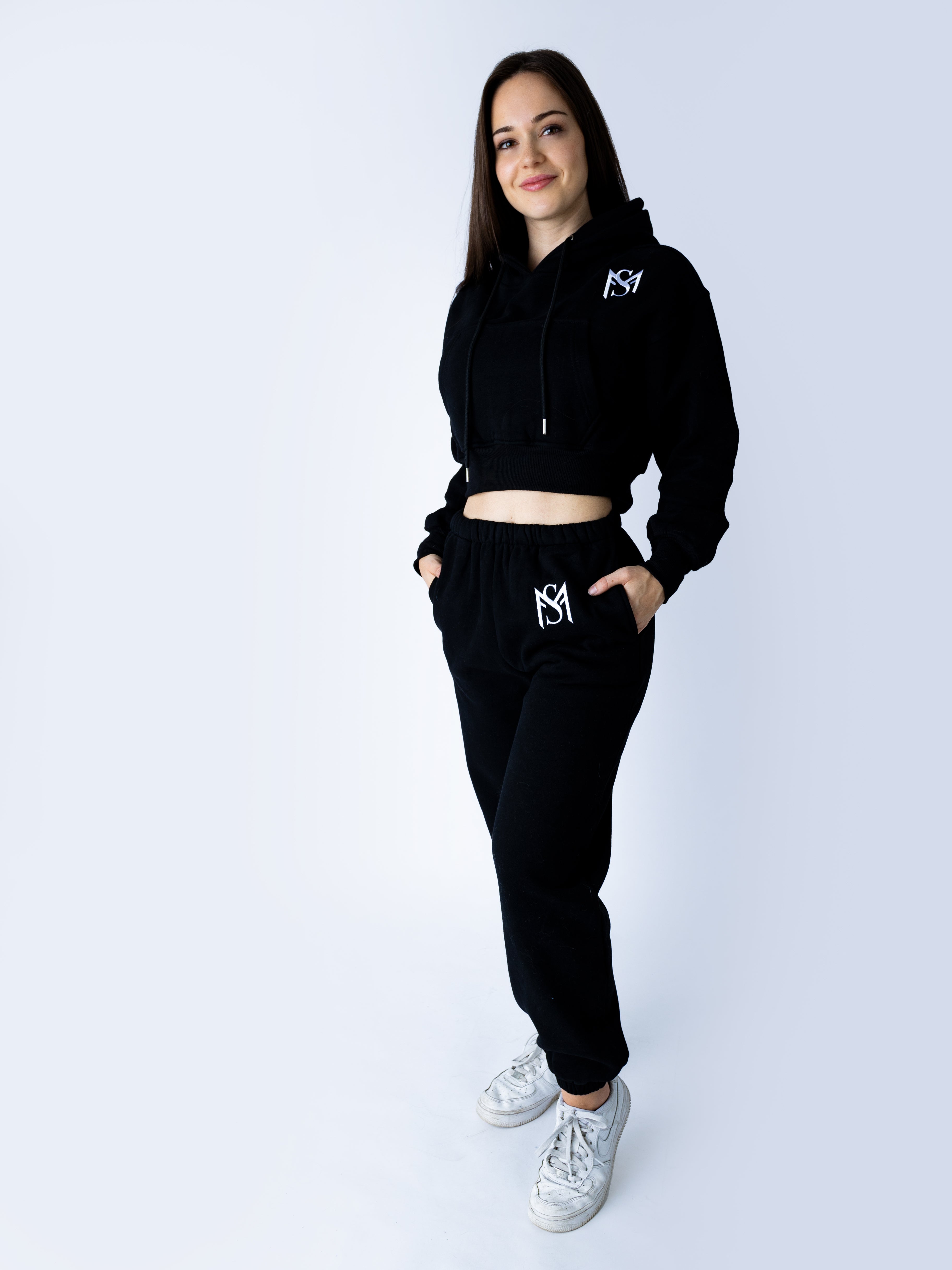 Comfort Black Crop Top Hoodie Sportmonkey